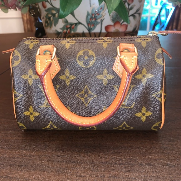 Authentic Louis Vuitton Speedy HL (Rare) - Picture 10 of 14
